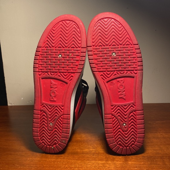 Pony City Wings - Hi - Picture 6 of 7